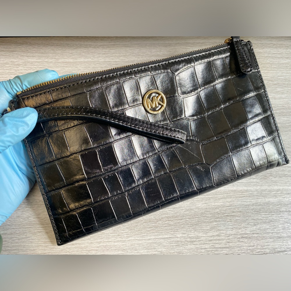 Michael Kors Wrist wallet